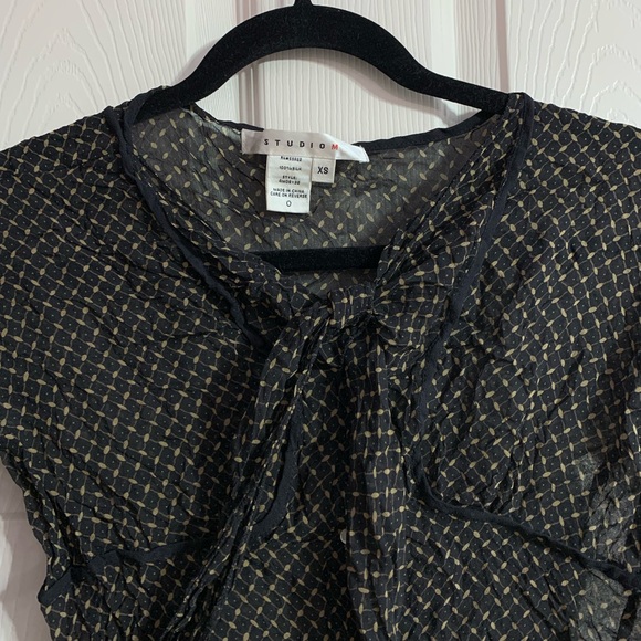 VTG Studio M 100% silk black/tan blouse, top with 3/4 sleeves - 0 - Picture 7 of 10